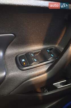 Седан Ford Fiesta 2015 в 
