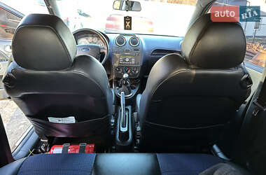 Хэтчбек Ford Fiesta 2007 в 