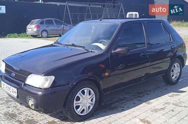 Хетчбек Ford Fiesta 1995 в Білогір'ї