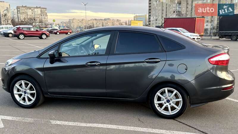 Седан Ford Fiesta 2018 в Киеве