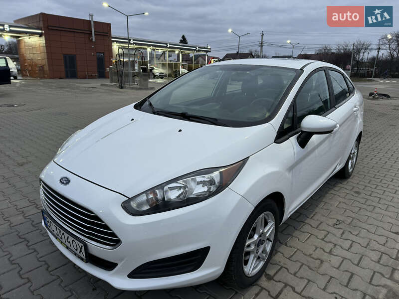 Седан Ford Fiesta 2017 в Киеве фото 2 Седан Ford Fiesta 2017 в Киеве