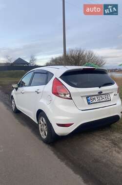 Хэтчбек Ford Fiesta 2013 в 