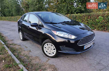 Седан Ford Fiesta 2014 в Києві