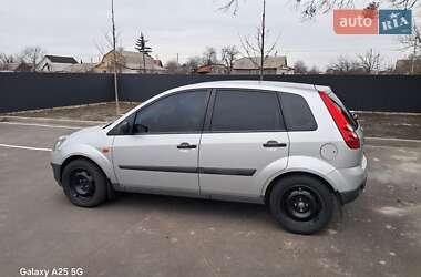 Хетчбек Ford Fiesta 2006 в Бучі