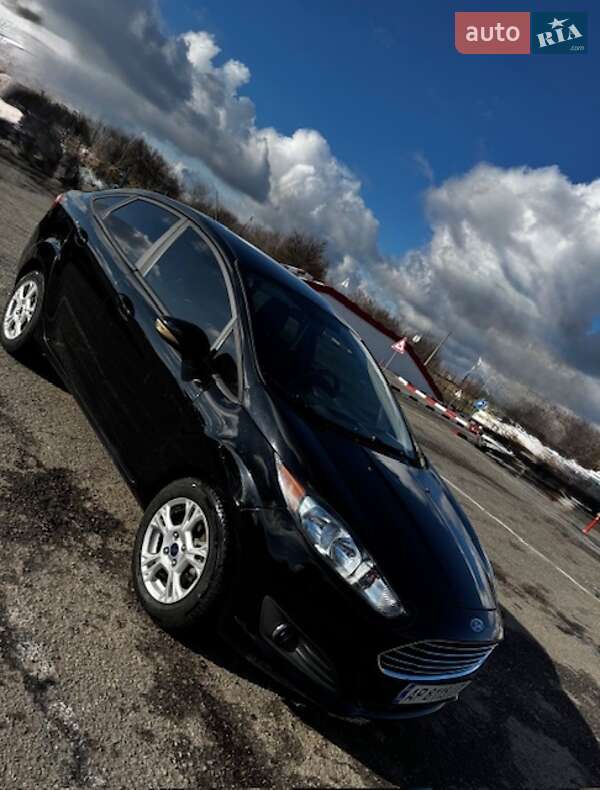 Седан Ford Fiesta 2015 в Запорожье фото 4 Седан Ford Fiesta 2015 в Запорожье