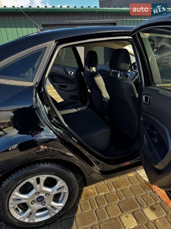 Седан Ford Fiesta 2015 в Запорожье фото 7 Седан Ford Fiesta 2015 в Запорожье