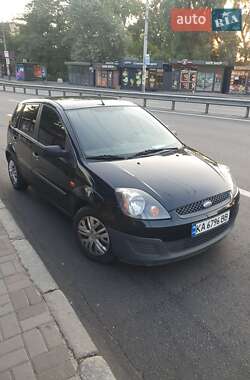 Хетчбек Ford Fiesta 2008 в Києві