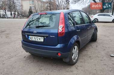 Хэтчбек Ford Fiesta 2007 в Гайсине