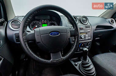 Хэтчбек Ford Fiesta 2008 в Киеве