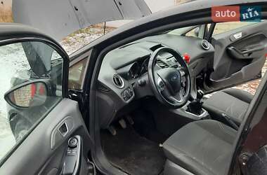Хэтчбек Ford Fiesta 2014 в 