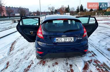 Хэтчбек Ford Fiesta 2010 в 