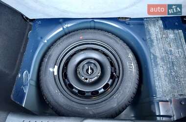 Хэтчбек Ford Fiesta 2010 в 