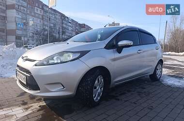 Хэтчбек Ford Fiesta 2010 в 
