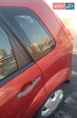 Хэтчбек Ford Fiesta 2007 в Киеве
