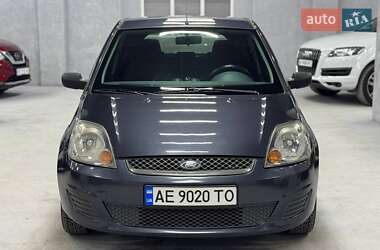 Хетчбек Ford Fiesta 2006 в Кам'янському