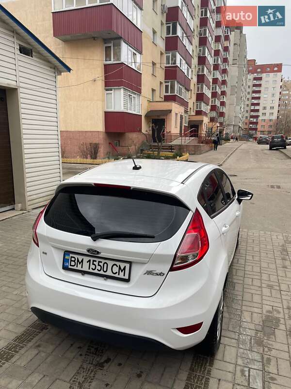 Хэтчбек Ford Fiesta 2017 в Сумах