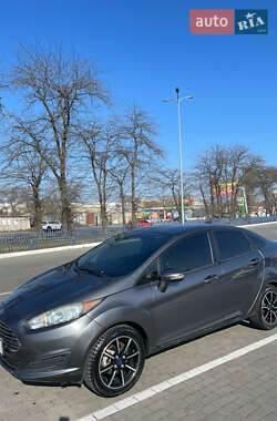 Седан Ford Fiesta 2016 в Одессе