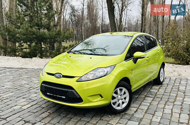 Хетчбек Ford Fiesta 2011 в Києві