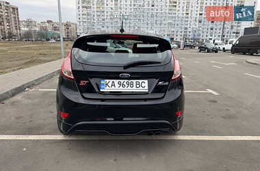Хэтчбек Ford Fiesta 2019 в 
