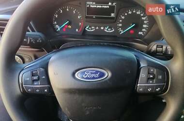 Хэтчбек Ford Fiesta 2018 в 