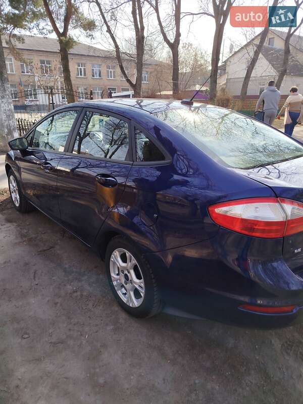Седан Ford Fiesta 2016 в Фастове