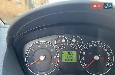 Хетчбек Ford Fiesta 2008 в 