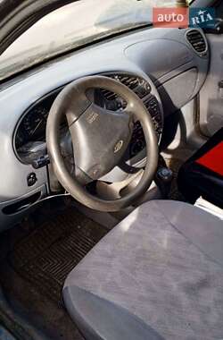 Хэтчбек Ford Fiesta 1997 в 