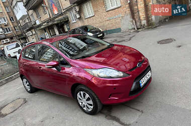 Хэтчбек Ford Fiesta 2011 в Киеве