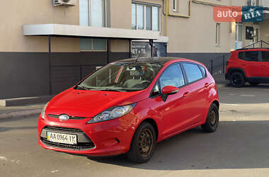 Хэтчбек Ford Fiesta 2011 в Вышгороде