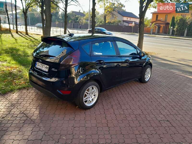 Хэтчбек Ford Fiesta 2018 в Киеве фото 3 Хэтчбек Ford Fiesta 2018 в Киеве
