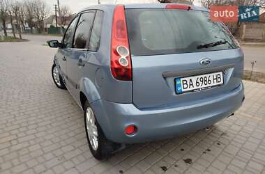 Хетчбек Ford Fiesta 2006 в 