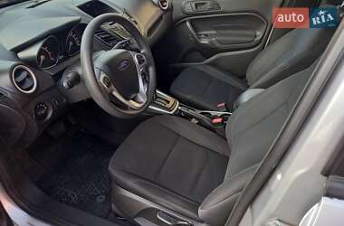 Хэтчбек Ford Fiesta 2018 в 