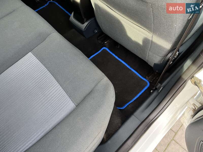 Хетчбек Ford Fiesta 2011 в Львові