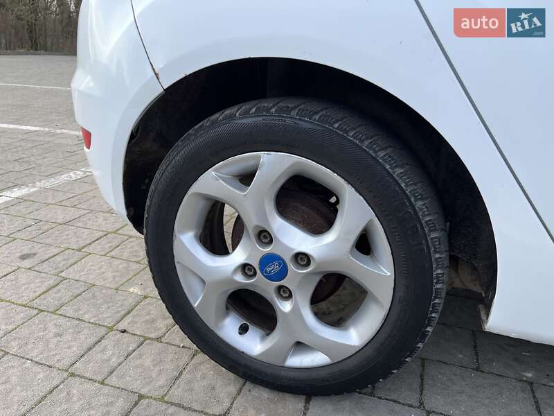 Хетчбек Ford Fiesta 2011 в Львові