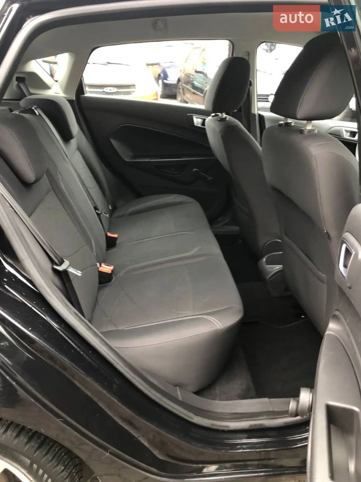 2013 Ford Fiesta - мініатюра 18