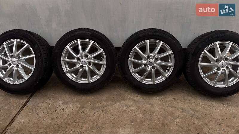 Хэтчбек Ford Fiesta 2013 в Гоще