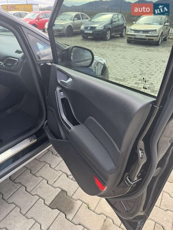 Хетчбек Ford Fiesta 2020 в Хусті