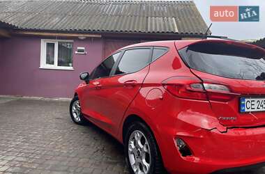 Хэтчбек Ford Fiesta 2018 в 