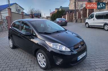 Хэтчбек Ford Fiesta 2013 в 