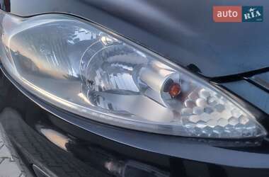 Хэтчбек Ford Fiesta 2013 в 