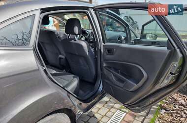Седан Ford Fiesta 2017 в 