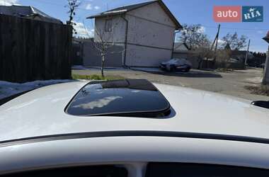 Хетчбек Ford Fiesta 2015 в 