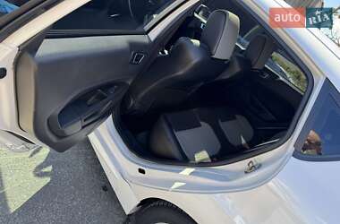 Хетчбек Ford Fiesta 2015 в 