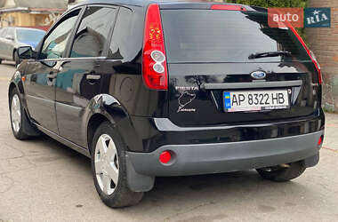 Хэтчбек Ford Fiesta 2008 в 
