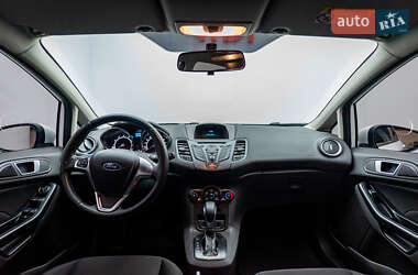 Хетчбек Ford Fiesta 2017 в 
