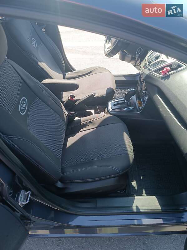 Седан Ford Fiesta 2012 в Полтаве