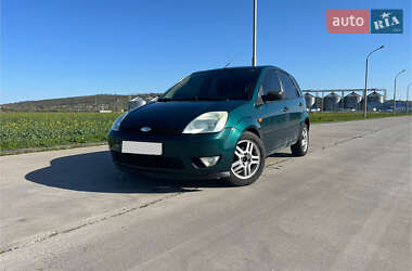 Хэтчбек Ford Fiesta 2003 в 