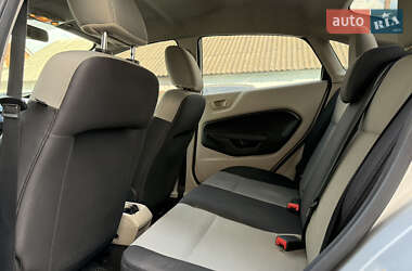 Седан Ford Fiesta 2012 в 