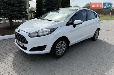 Хэтчбек Ford Fiesta 2013 в 