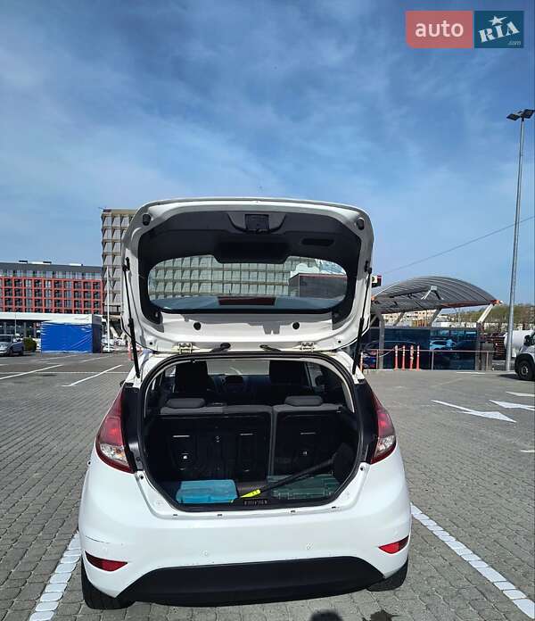 Хэтчбек Ford Fiesta 2015 в Львове фото 16 Хэтчбек Ford Fiesta 2015 в Львове